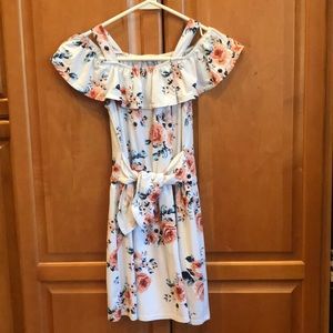 Girls dress